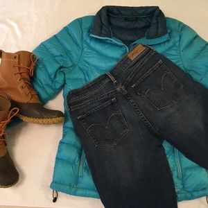 LEVIs Classic "Demi Curve" Jeans